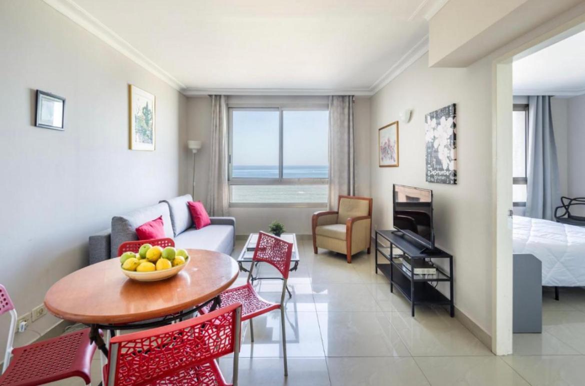 Almog Tower Aparthotel Haifa Exteriör bild