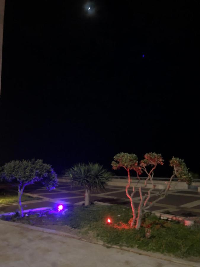 Almog Tower Aparthotel Haifa Exteriör bild